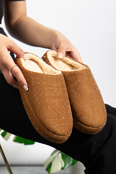 Jackers М'які замшеві домашні капці з хутром всередині та різьбленням по каменю