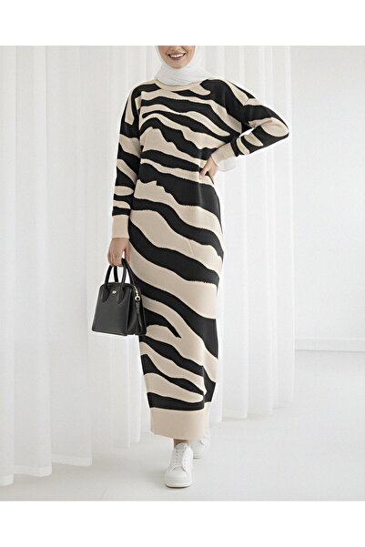 Modamorfo Πλεκτό φόρεμα με σκίσιμο σχέδιο