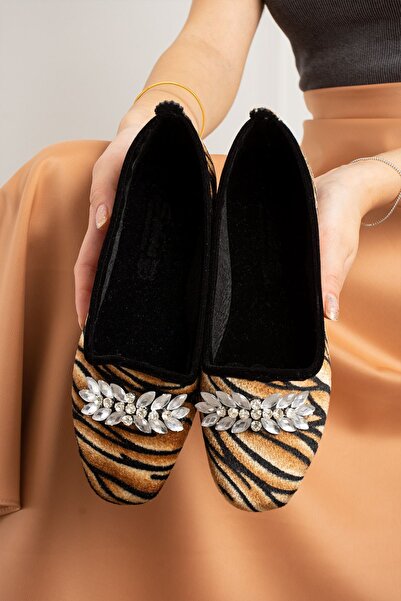 FUGA MODA Balerini Logan Leopard Leaf cu detaliu de broderie cu piatră