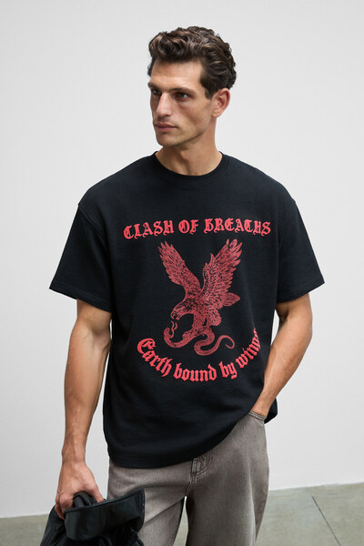 GRIMELANGE Gusi Men's Front Flared Printed 100% Organic Cotton Oversize Fit Crew Neck Black T-Shirt