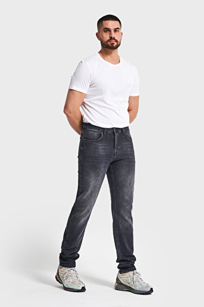 its basic Erkek Siyah Renk Slim Fit Likralı Kumaş Denim