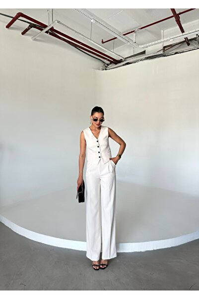 Laluvia White Fabric Vest Pants Set