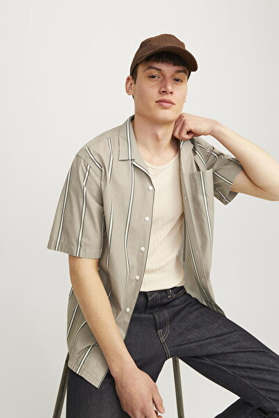 Jack & Jones Men's Rdd Striped Short Sleeve Shirt - Cain
