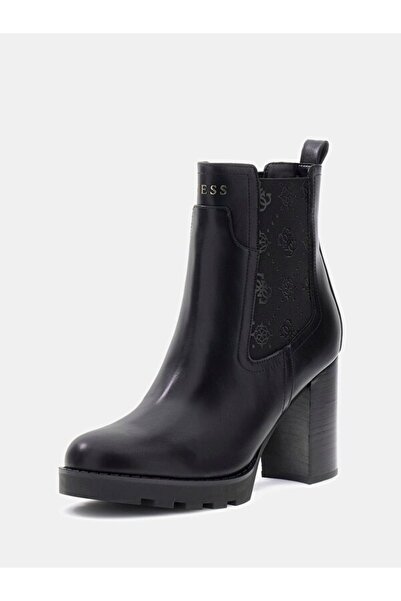 Guess Nealle Kadın Bot