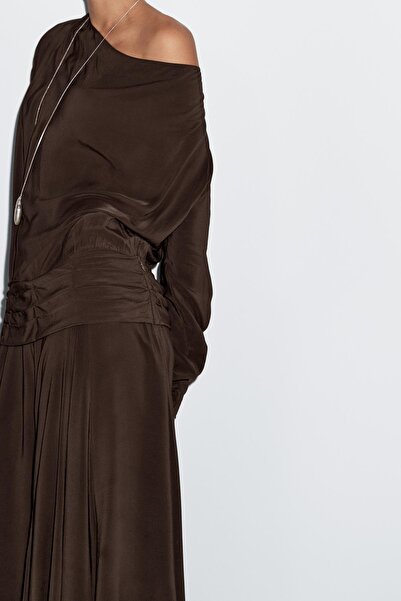 Massimo Dutti Drapeli kuşak kemerli uzun dökümlü elbise