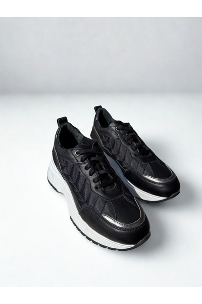 SALDA Black Leather Textile Sneaker