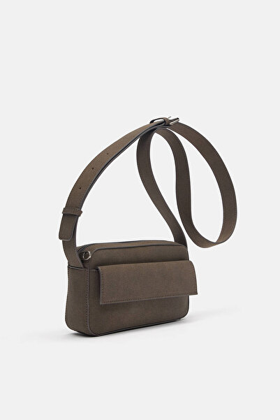 Pull & Bear Crossbody bag with flap