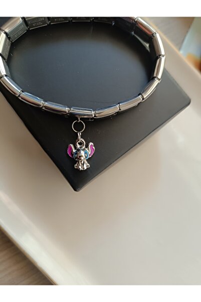 Kudi Carhm Attached to the Italian Bracelet with a Stitch Figure