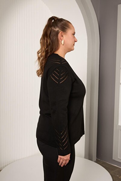 RMG Kol Ve Yaka Ajur Desenli Büyük Beden Triko Siyah