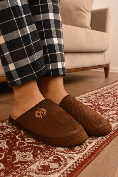 MODAONN Unisex Embroidered Velvet Corduroy Pattern Comfortable Soft Sole Fur Inside Slippers