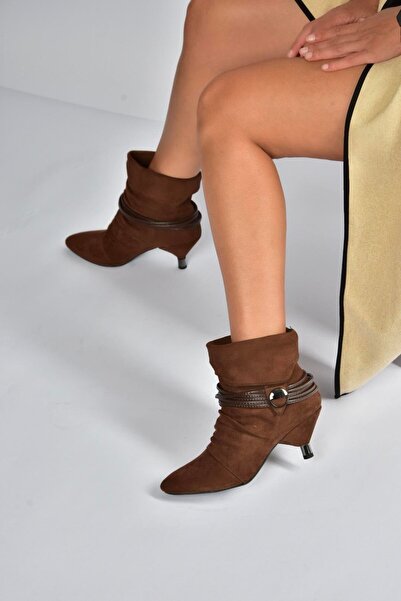 Fox Shoes V404022302 Kahverengi Süet Alçak Topuklu Kadın Bot