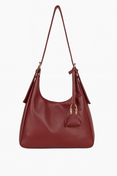 H&D COLLECTİON Η μαλακή τσάντα μας είναι μια τσάντα ώμου με μπρελόκ