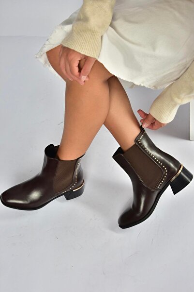 Fox Shoes V518978209 Cizme de damă maro cu toc mic