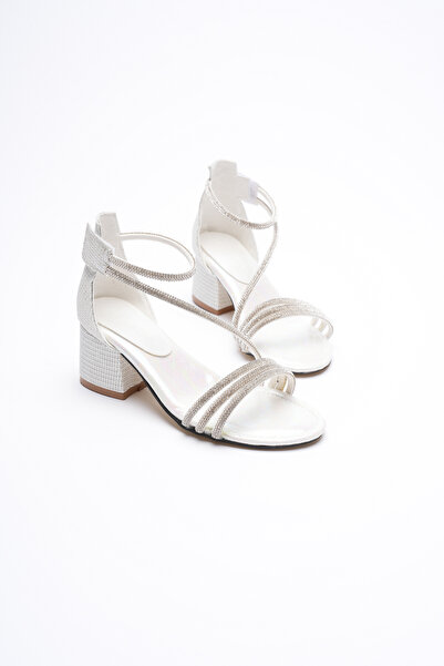 Adım Dünyası Бутонна вечерна рокля за момичета с удобни високи токчета и внос...