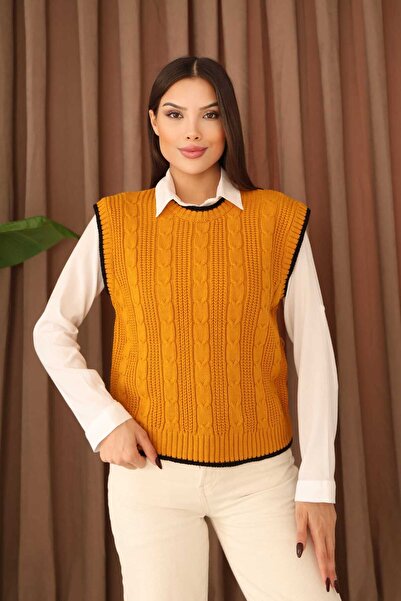 winter club Swc Women's Braided Stripe Sleeve Detailed Crew Neck Sweater