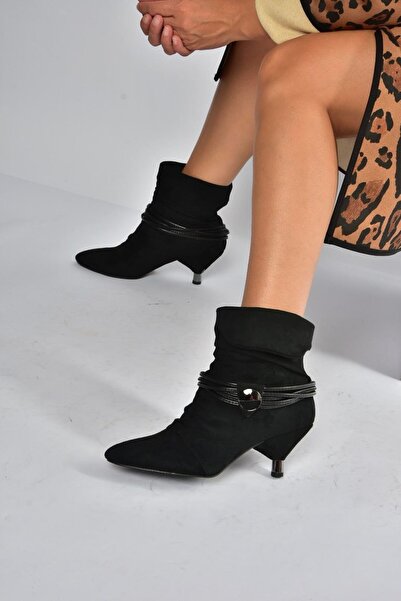 Fox Shoes V404022302 Siyah Süet Alçak Topuklu Kadın Bot