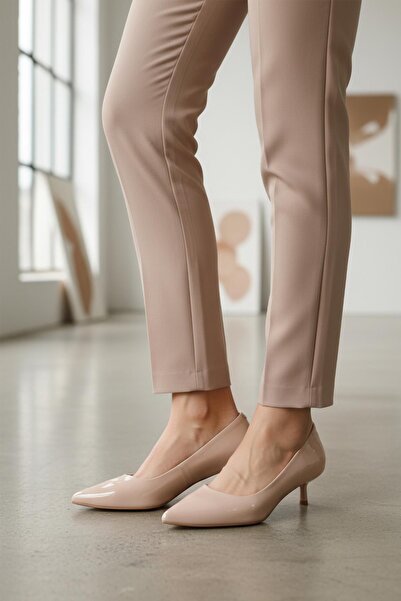 AYAKMOD 458343 Z حذاء نسائي بكعب عالٍ من الجلد باللون البيج