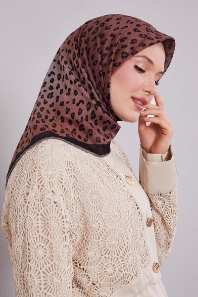 Levidor K.Vizon Leopard Pattern Soft Scarf