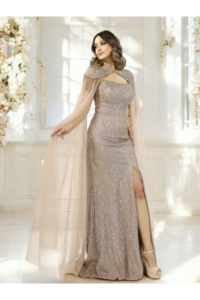 FaBe Fashion STRAPLEZ YAKA SEYYAR APOLETLİ TÜL PELERİNLİ YIRTMAÇLI BONCUKLU ABİYE ELBİSE