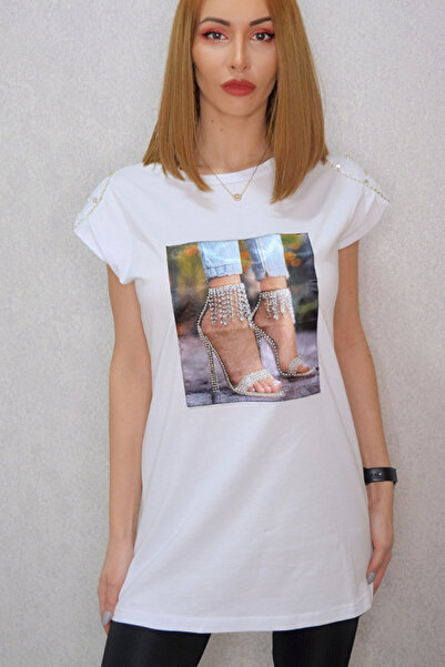 FashionForYou Γυναικείο μακρύ μπλουζάκι με τύπωμα "σανδάλια", λευκό