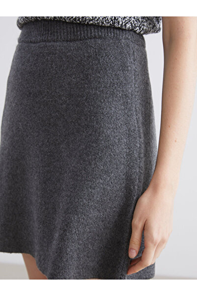 LC Waikiki Elastic Waist Knitwear Mini Skirt