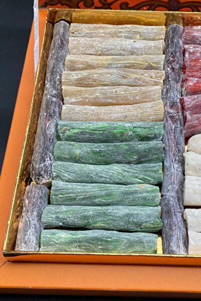 Kutluhan karışık hediyelik kutuda parmak fitil fıstıklı lokum narlı,sütlü,karadutlu,elmalı,limonlu, 450 gr