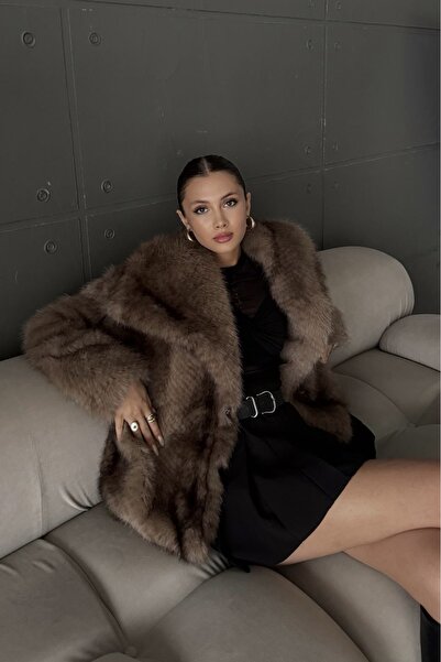 Moderk ZR İthal Çıtçıt Detay Kısa Jakarlı Yakalı Cepli Kürk Ceket Mont