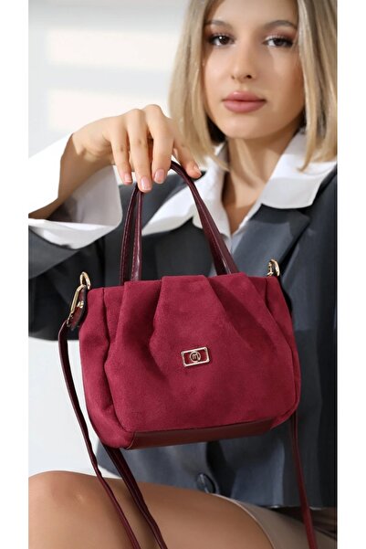 themoiss حقيبة نوبوك نسائية باللون الأحمر الداكن مبطنة بسحاب وحزام متقاطع للك...
