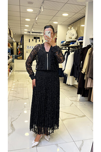Vosse Moda İlgi Siyah Ribana Detaylı Taşlı Etekli Takım