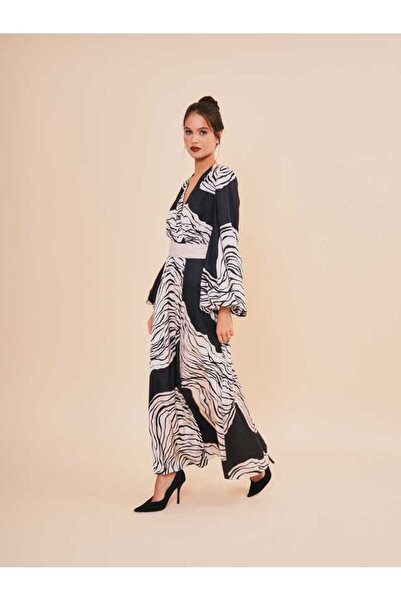 SERPİL Kadın Desenli Uzun Elbise – V Yaka, Yırtmaç Detaylı Şık Tasarım 50955