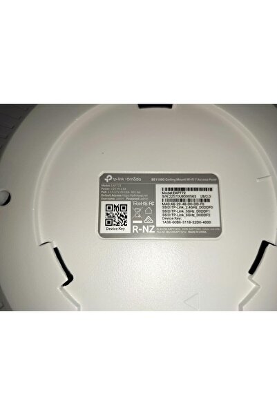 TP-LINK Omada EAP772 | BE11000 Tri-Band Wi-Fi 7 Wireless Access Point