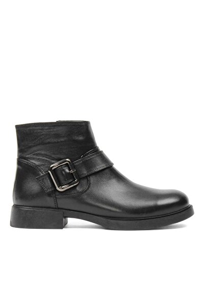 Celal Gültekin Kadın Siyah Fermuarlı Toka Detaylı Deri Bot