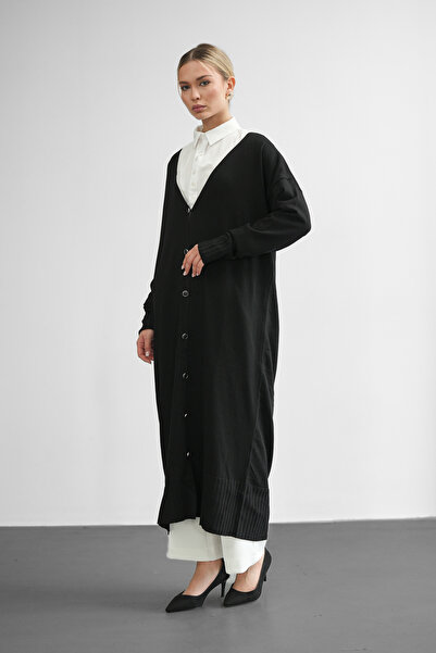 Molly Nelly Women's V-Neck Black Buttoned Long Cardigan