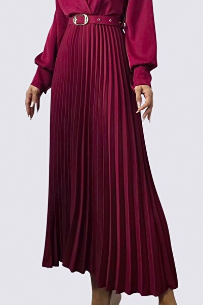 FashionForYou NOVARA long pleated dress, matching belt and lapels, Dark Red