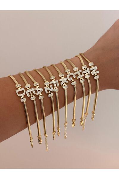 LEROSY CO. سوار الحرف المرصع بالأحجار {T} – لون ذهبي، ستانلس ستيل، قابل للتعديل