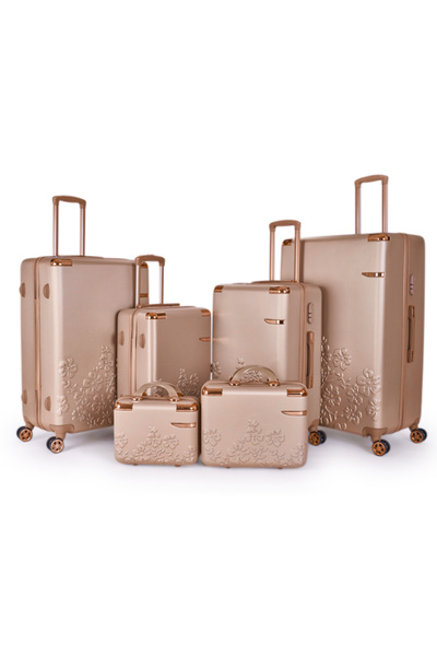 LİMRA 6-piece hard-sided luggage set made of polycarbonate in a sturdy, durable design.