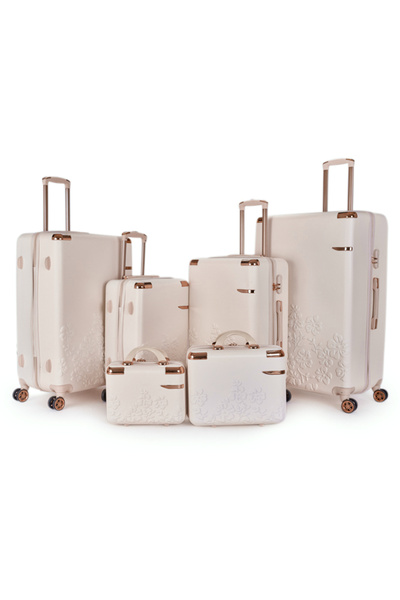 LİMRA 6-piece hard-sided luggage set made of polycarbonate in a sturdy, durable design.