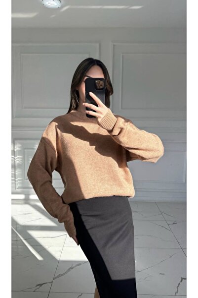 Butik Kadın Oversize Yumuşak Dokulu Camel Triko Kazak