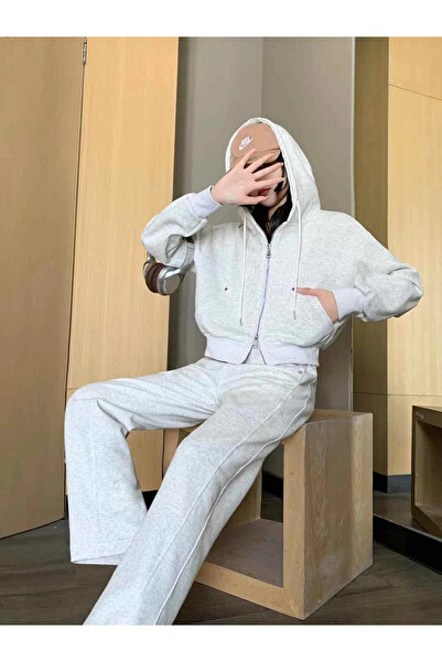 1way طقم نسائي ثلاث قطع