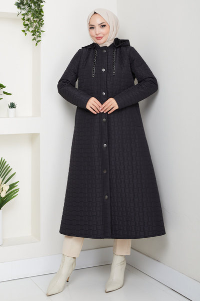 Pamuk Butik Women's Chain Detailed Hooded Quilted Coat