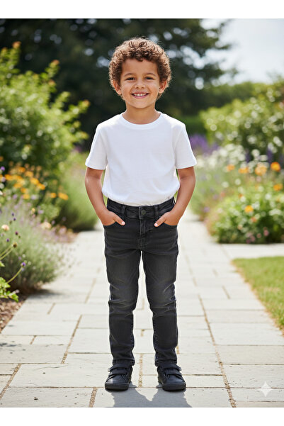 Selvira Erkek Çocuk Eskitme Yıkamalı Likralı Slim Fit Dar Kesim Kot Pantolon