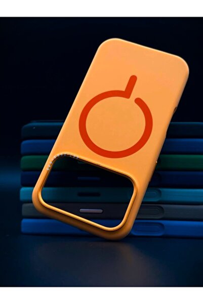 GENERAL جراب MagSafe من السيليكون الممتاز لجهاز iPhone 17 Pro - نحيف، مقاوم للصدمات، مع شحن لاسلكي.