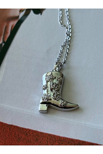 naaksesuar Kovboy Çizme Detaylı Gümüş Renkli Çelik Kolye