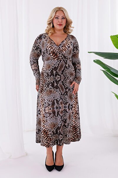 Madwilo Kadın Kahve Siyah Yılan Desen Kruvaze Yaka Büyük Beden Esnek Maxi Elbise