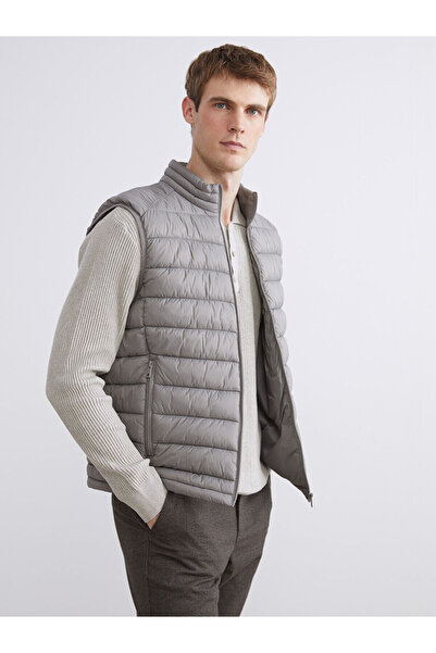 LC Waikiki New Season Standard Fit Stand Collar Men's Puffer Vest