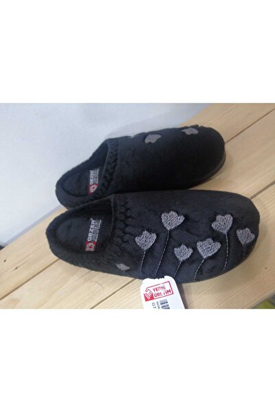 GEZER KIŞLIK YENİ SEZON RAHAT TABAN ÇİÇEK NAKIŞLI KADIN EV TERLİĞİ