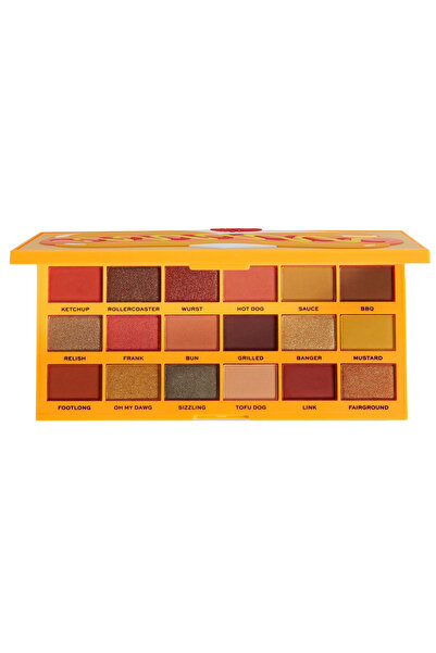 MAKEUP REVOLUTION I Heart Revolution Tasty Hot Dog eyeshadow palette, 22 g
