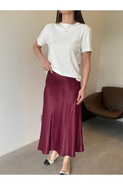 Bade Butik تنورة ساتان بورجوندي