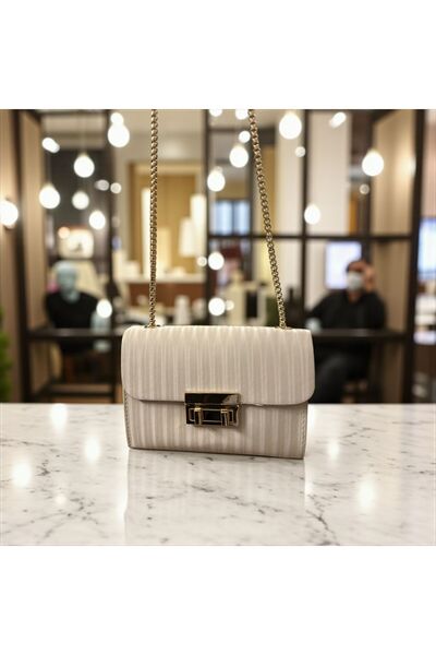 Gözde Mağazacılık Women's Shoulder Bag with Gold Chain