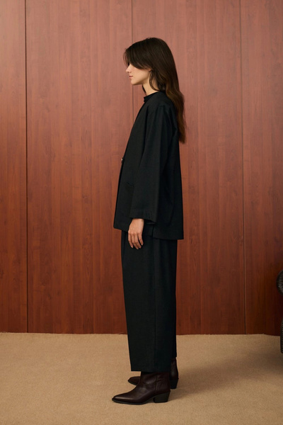 Merwish Moleu Suit-Black